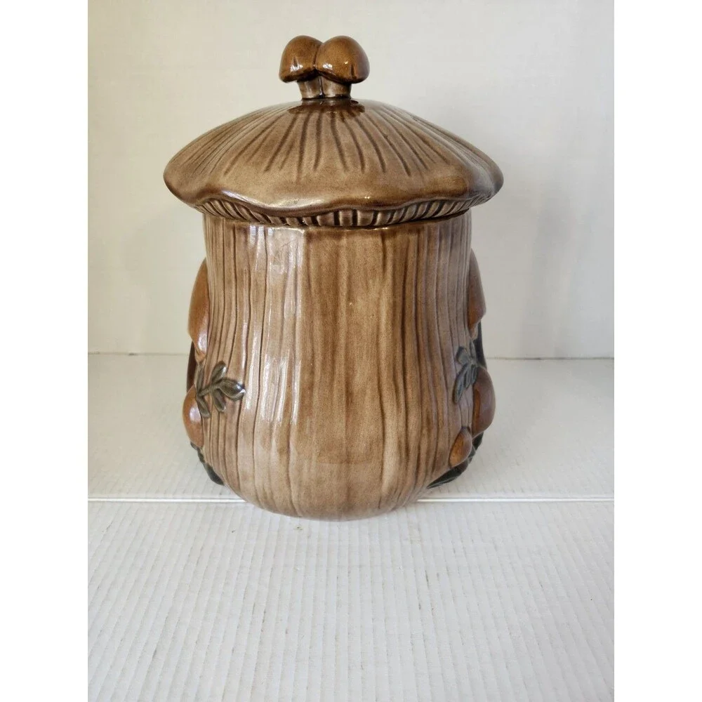 Arnels Mushroom Ceramic 11 Inch Cookie Jar / Canister Tan Mushroom Cap